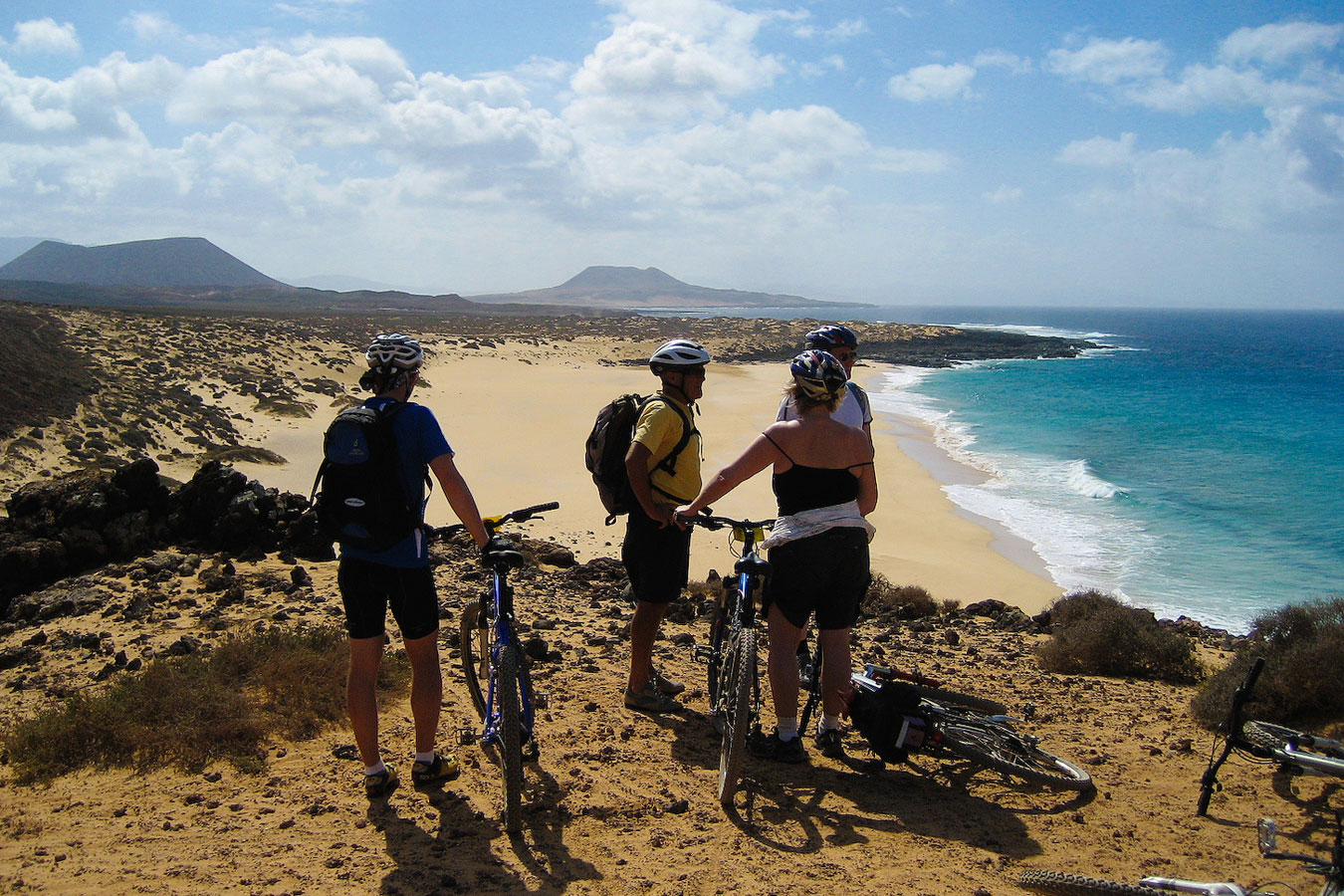 Cycling in La Graciosa island